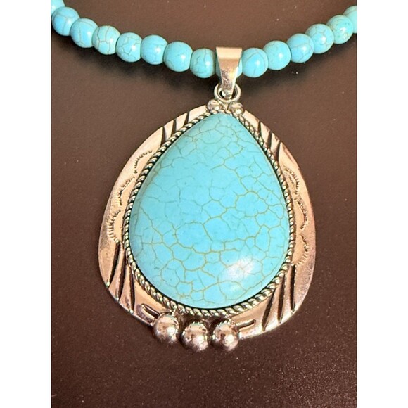 Paparazzi - Evolution Blue Necklace (Turquoise Crackle Stone) - Picture 4 of 7